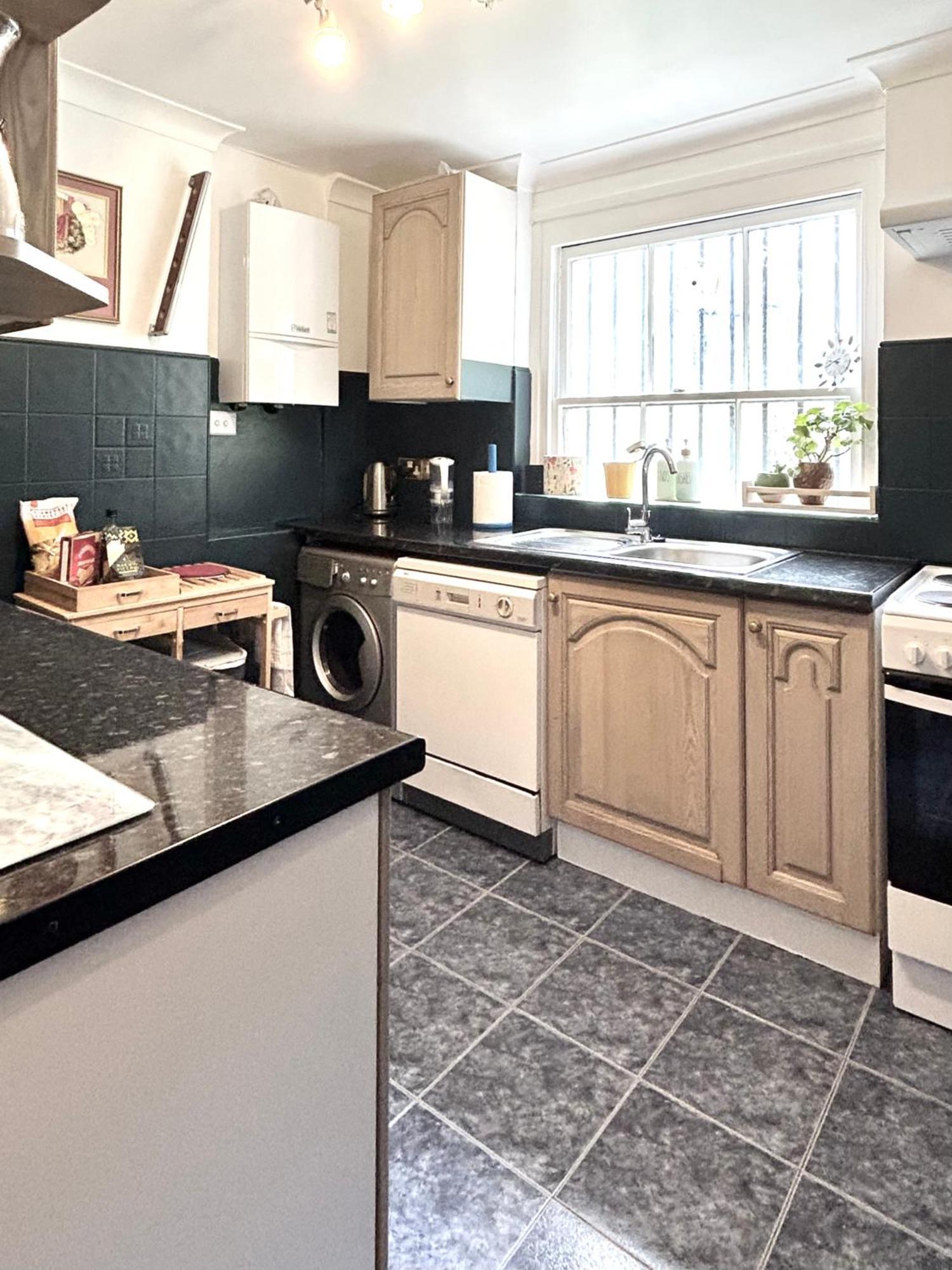 Kensington Grand Suite London Ngoại thất bức ảnh